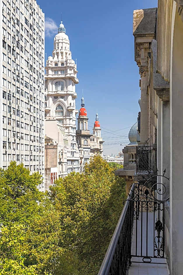 Milhouse Hostel Avenue