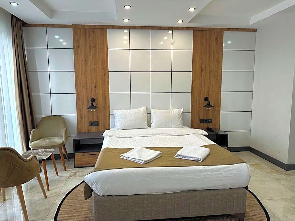Pars Palas Hotel