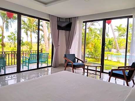 King Room with Garden View