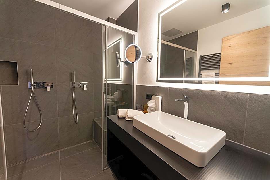 Penserhof - Alpine Hotel & Restaurant