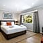 Crest On Barkly Serviced Apartments