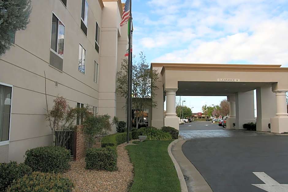 Holiday Inn Express Stockton Southeast By IHG
