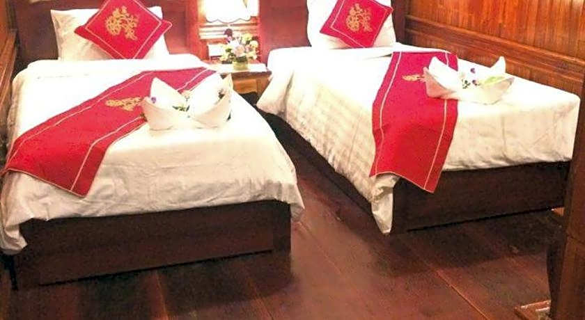 Soutikone Place House 2