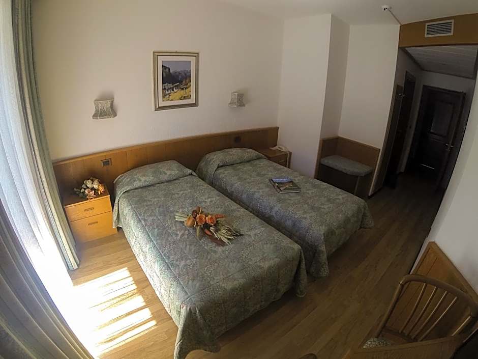 Hotel Comtes De Challant Albergo Etico Valle d'Aosta