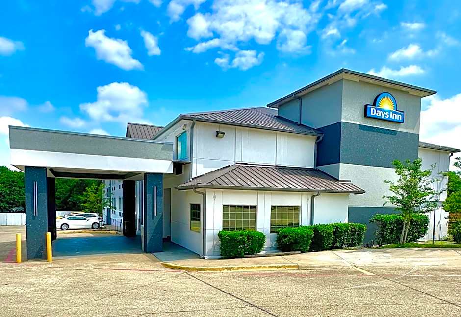 Days Inn by Wyndham Arlington