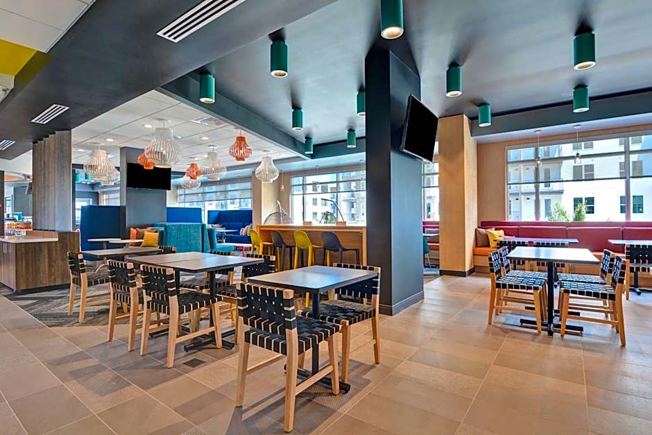 Tru By Hilton St. Petersburg Downtown Central Ave, FL