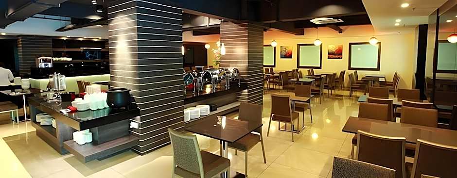 Symphony Suites Hotel