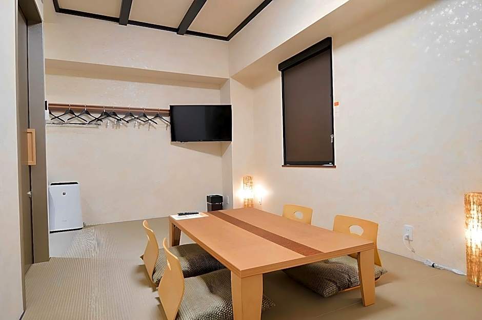 Queen's Hotel Chitose