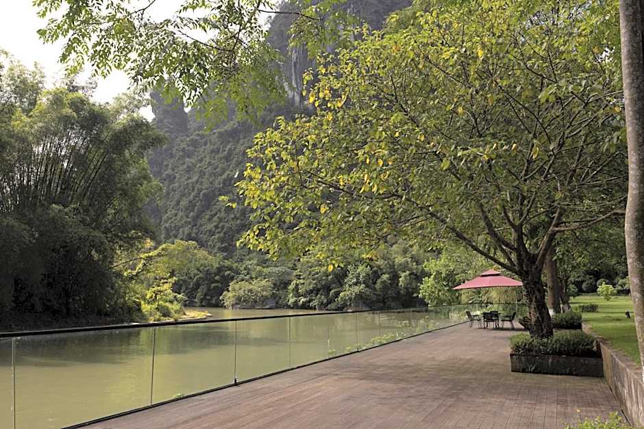 Kayumanis Yangshuo Private Villa & Spa