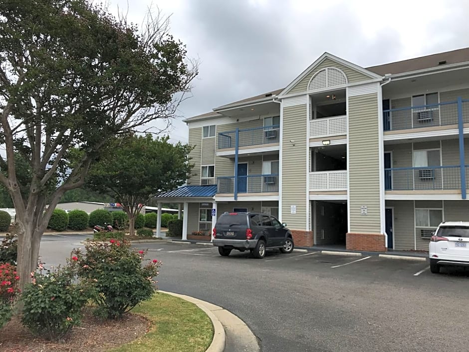 Motel 6-Fayetteville, NC - Fort Liberty Area