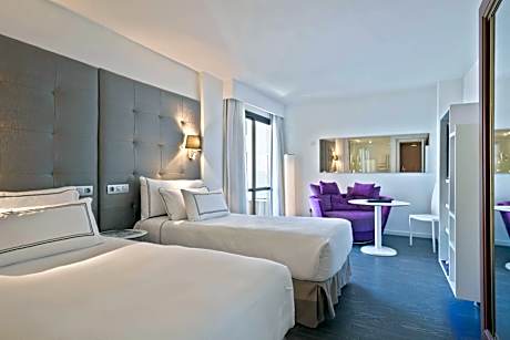 Premium King Bed