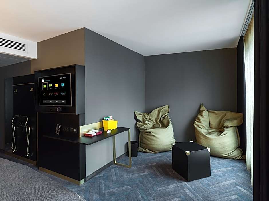Holiday Inn - the niu, Cobbles Essen by IHG