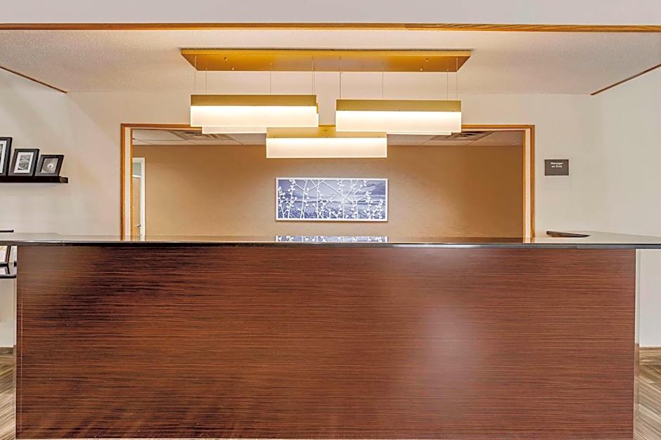 Sleep Inn & Suites Charles City