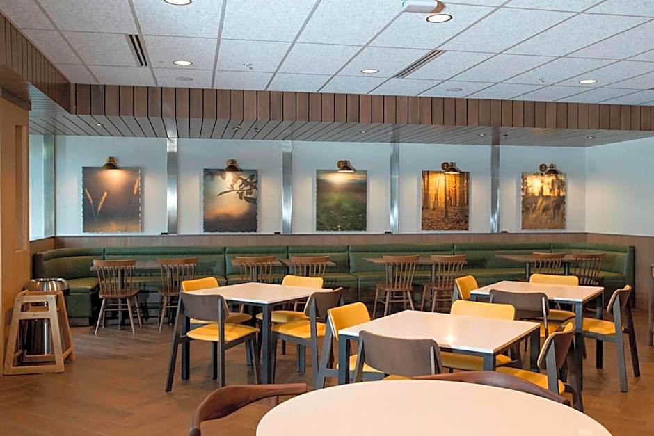 Fairfield Inn & Suites by Marriott Philadelphia Valley Forge/Great Valley