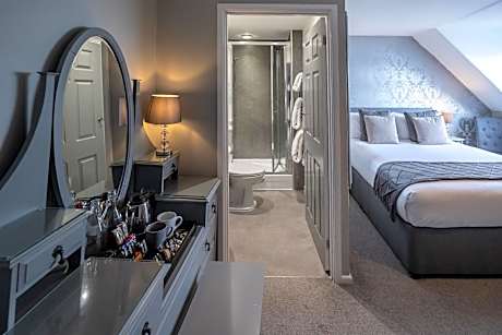 Superior Triple Room with Sea View