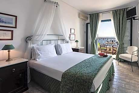 Superior Double or Twin Room with Sea View
