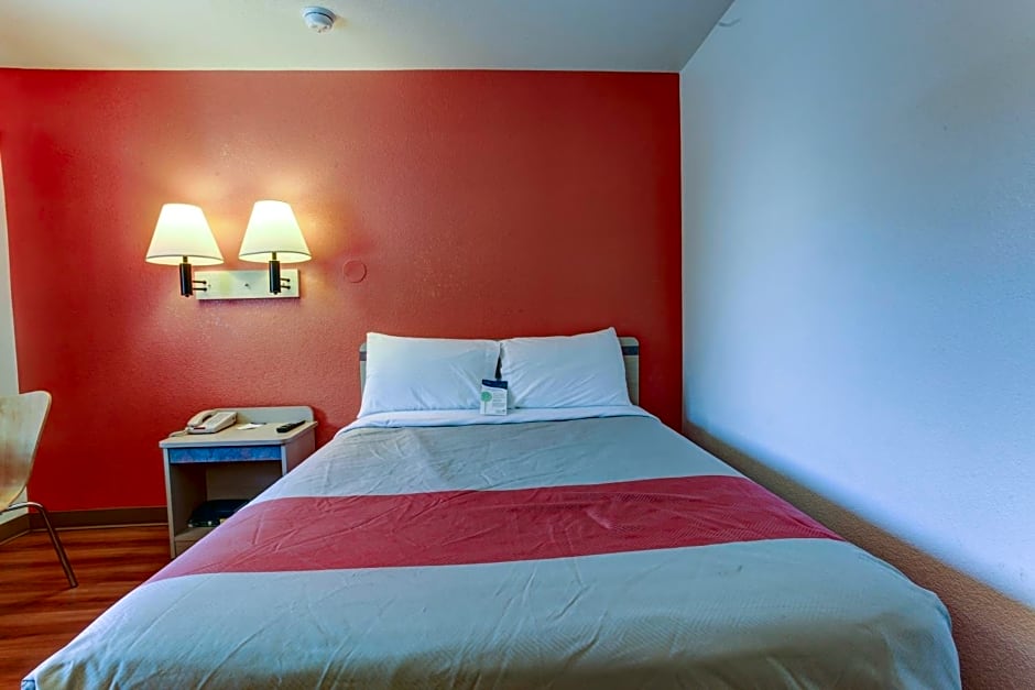 Motel 6-Grants Pass, OR