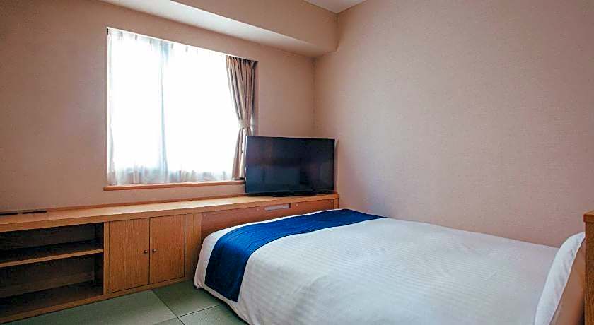 Hamilton Hotel Blue Meiekiminami