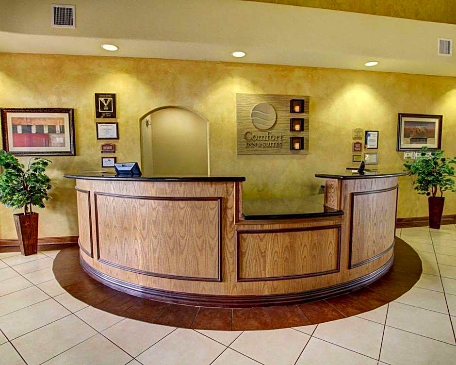 Comfort Inn & Suites Alvarado