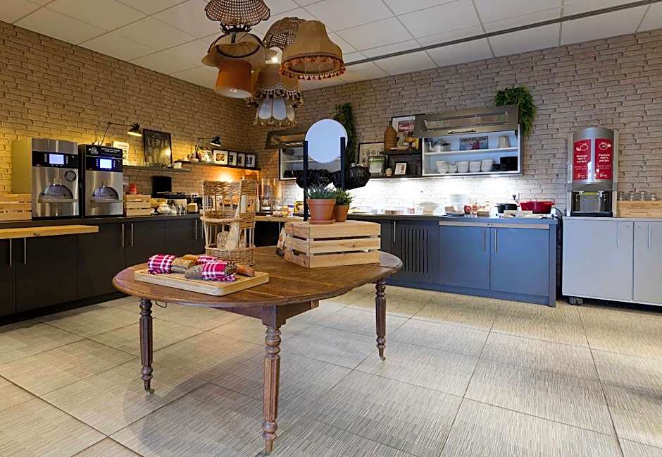 B&B HOTEL Reims Centre Erlon