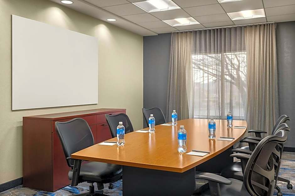 Fairfield Inn & Suites by Marriott Marietta