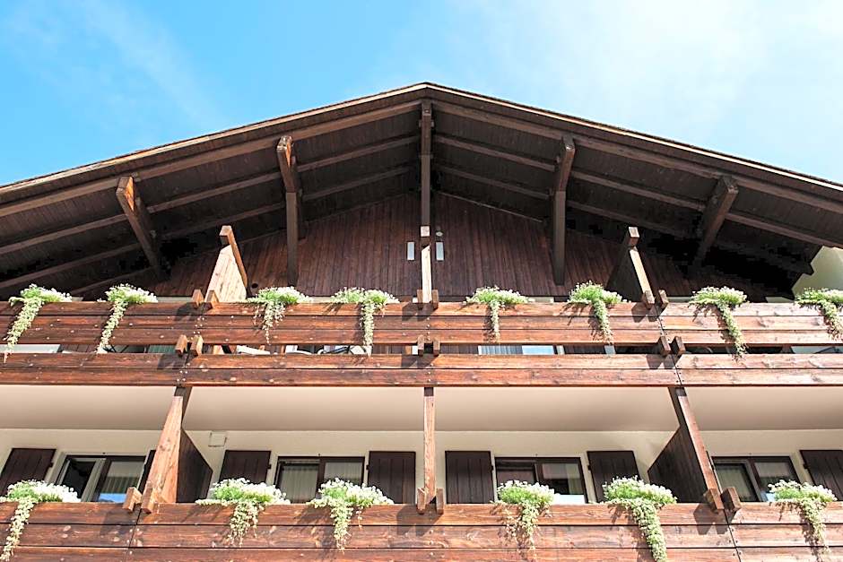 Hotel Falknerei Galina