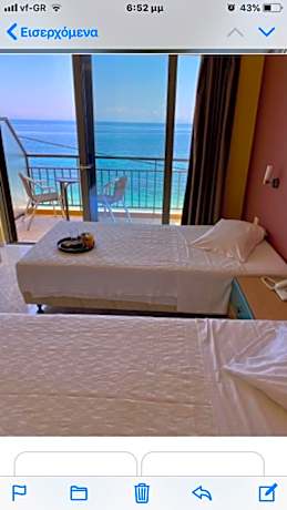 Double or Twin Room with Sea View