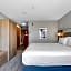Holiday Inn Express Hotel & Suites Portland - Jantzen Beach By IHG