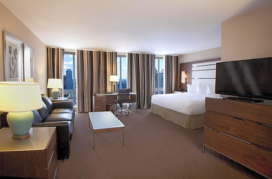 Le Cantlie Suites Hotel