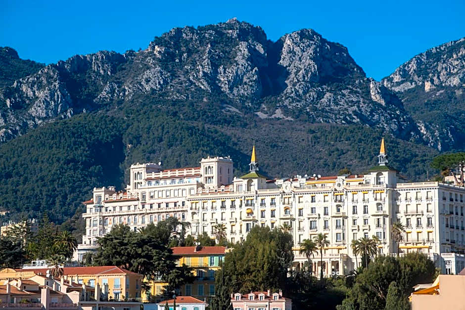 Résidence Hôtelière Chambord au coeur de Menton - entièrement rénovée