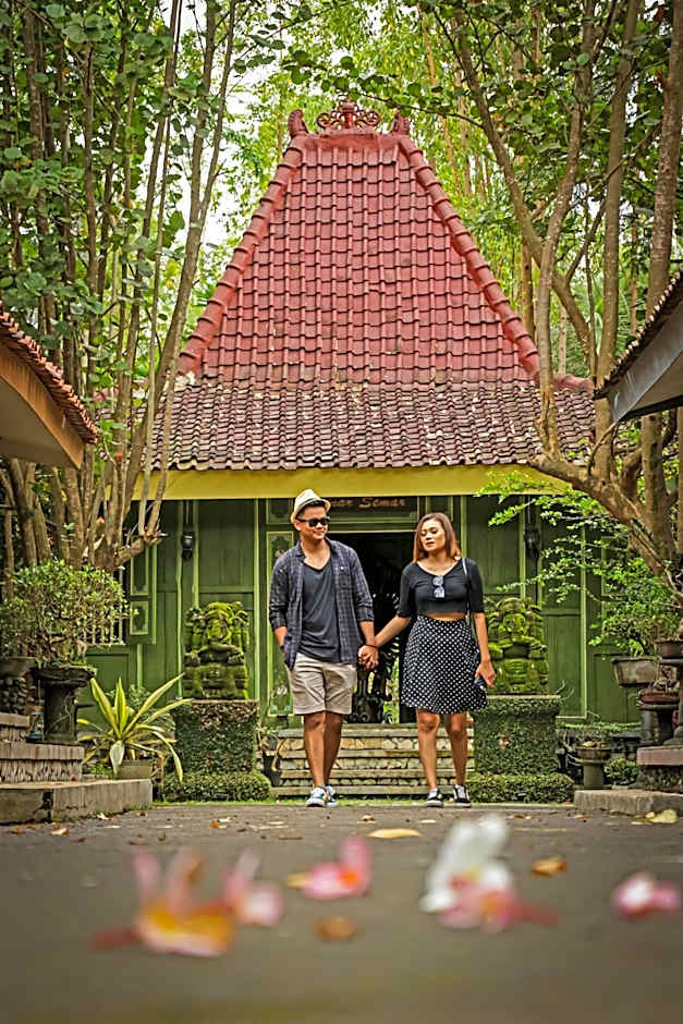 Kampoeng Semar Borobudur