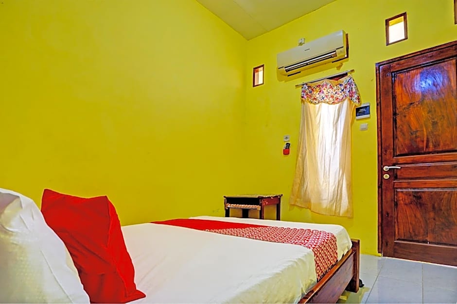 OYO Life 93036 Eddy Homestay Syariah