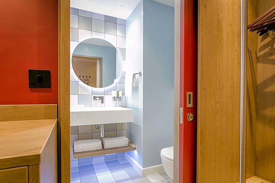 Hampton by Hilton Blackburn