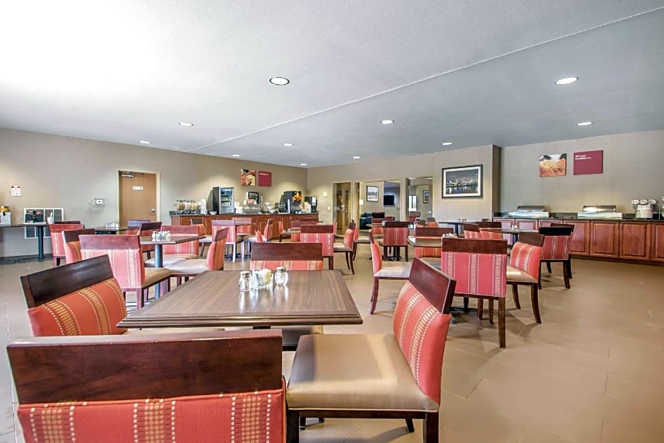 Comfort Suites Johnson Creek