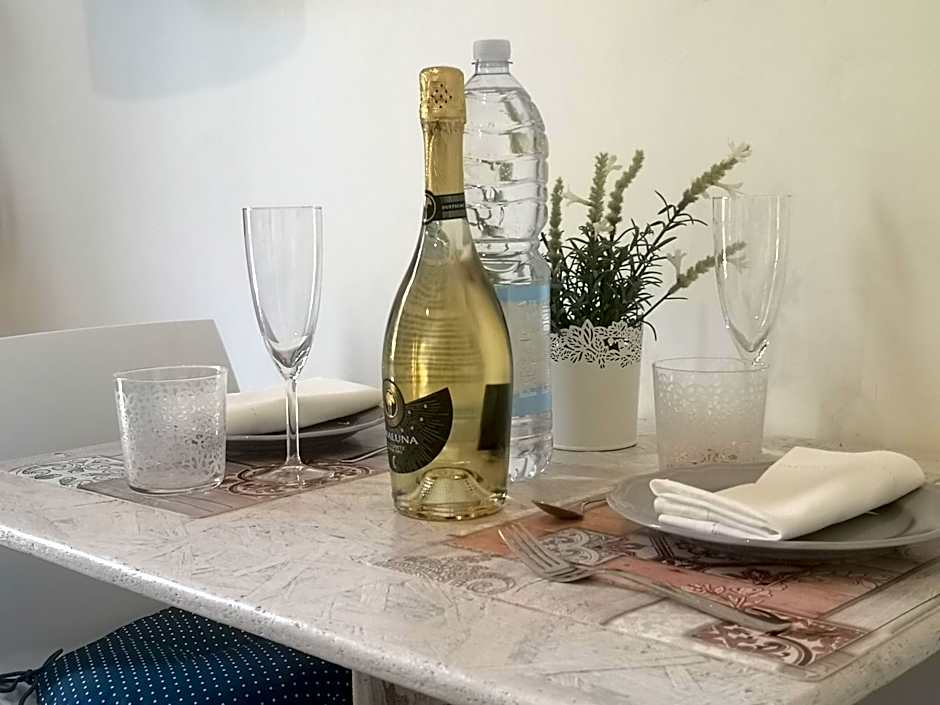 Eccelsoleccese Boutique B&B - steps from the Historic Center