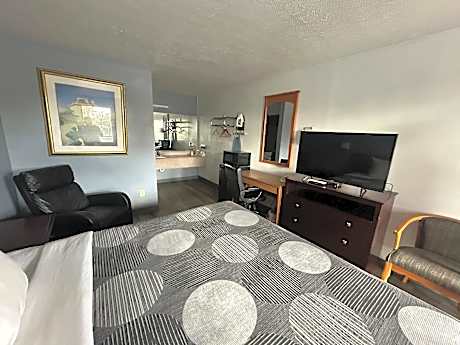 Suite - King Bed