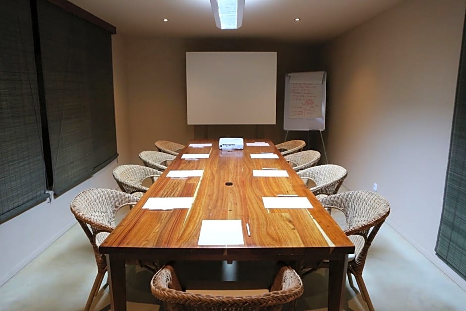 Kirimizi - Hotel & Restaurante