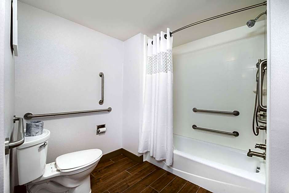 Hampton Inn By Hilton & Suites Wixom-Novi-Detroit MI