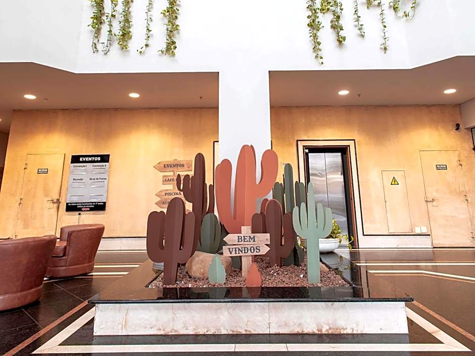 Ibis Styles Presidente Prudente, Portal of the West