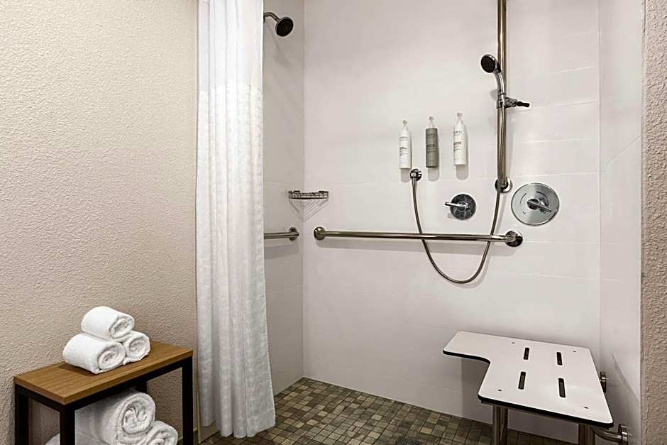 Hilton Garden Inn Monterey