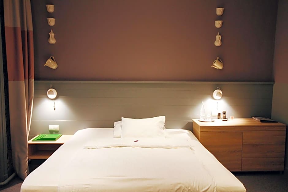 Saint SHERMIN bed breakfast & champagne