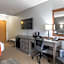 Amsterdam Inn & Suites, an Ascend Collection Hotel