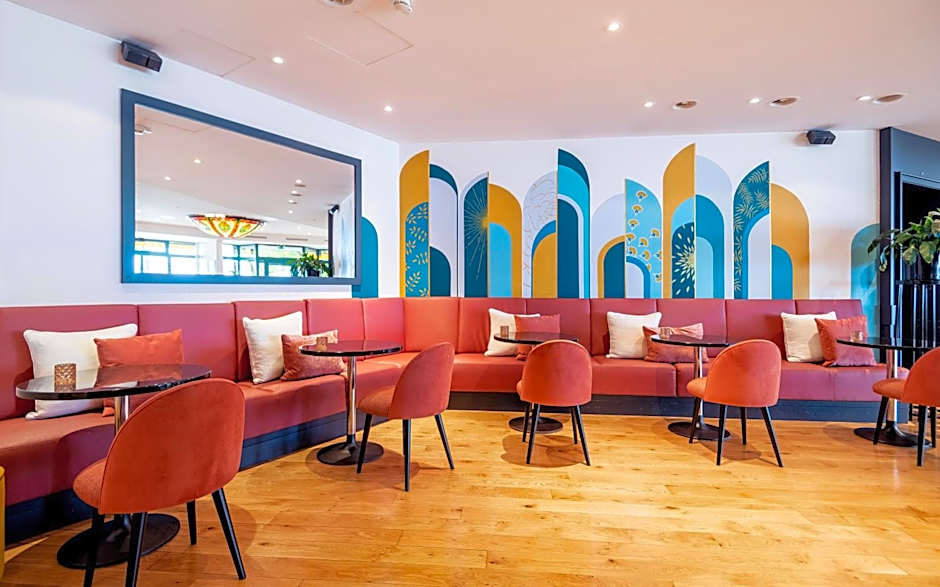 Royal Plaza Montreux & Spa