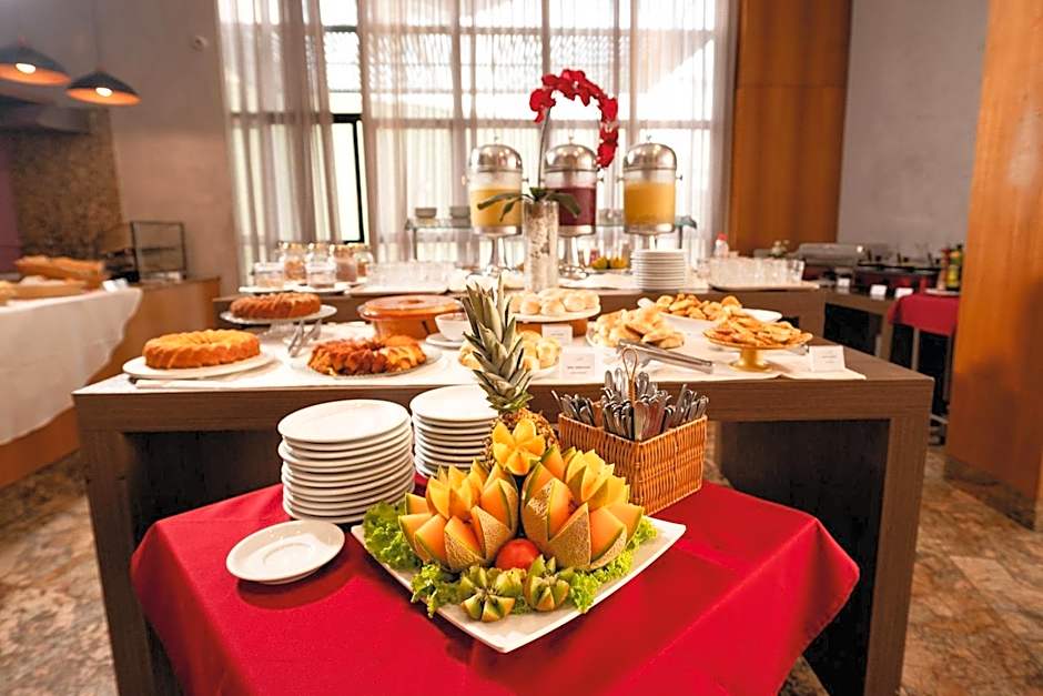 Quality Suites Natal