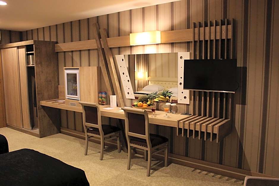 Neba Royal Hotel