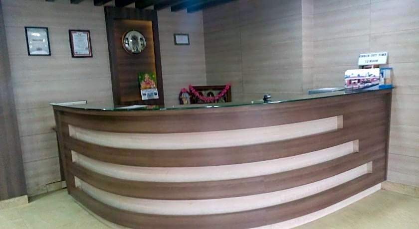 Hotel Preethi Palace