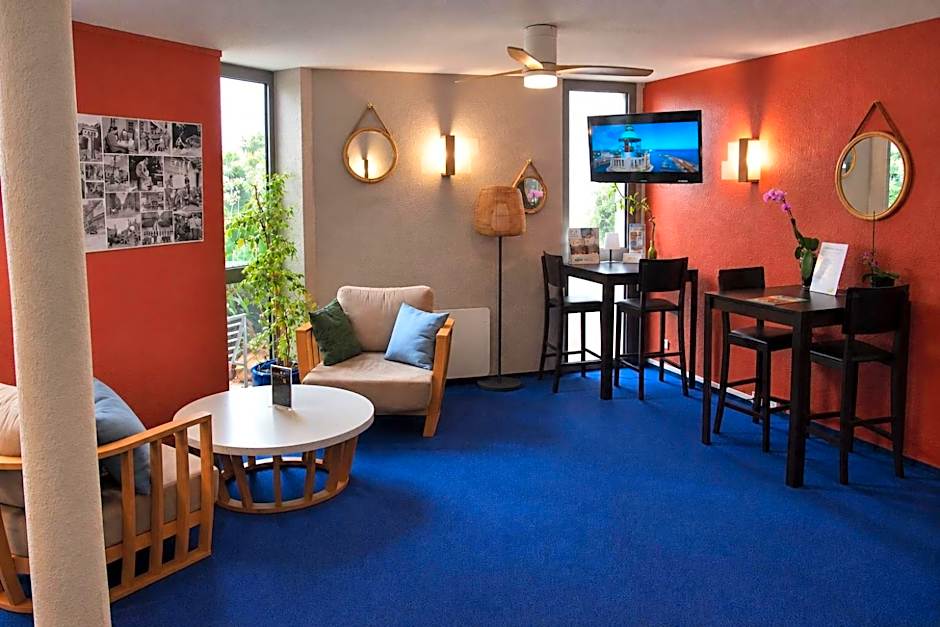 BRIT HOTEL Caen Hérouville