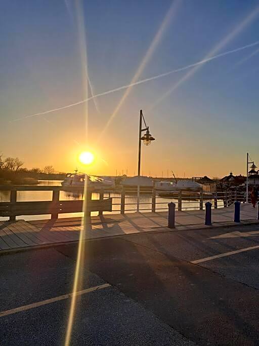 Private room with TVnetflix and free parking