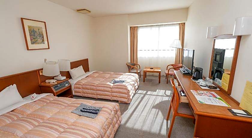 Tendo Central Hotel