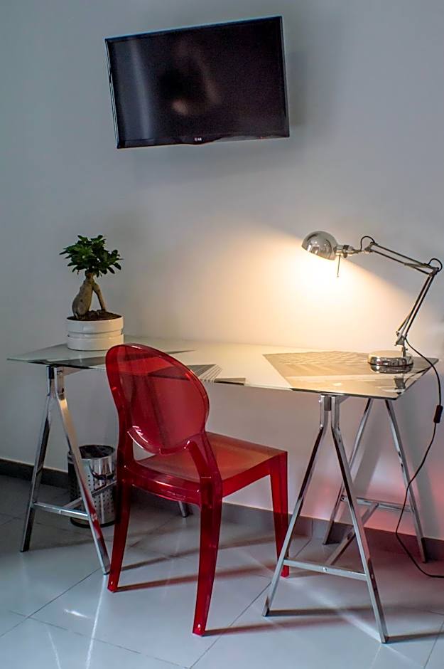 Quart Youth Hostel & Apartments